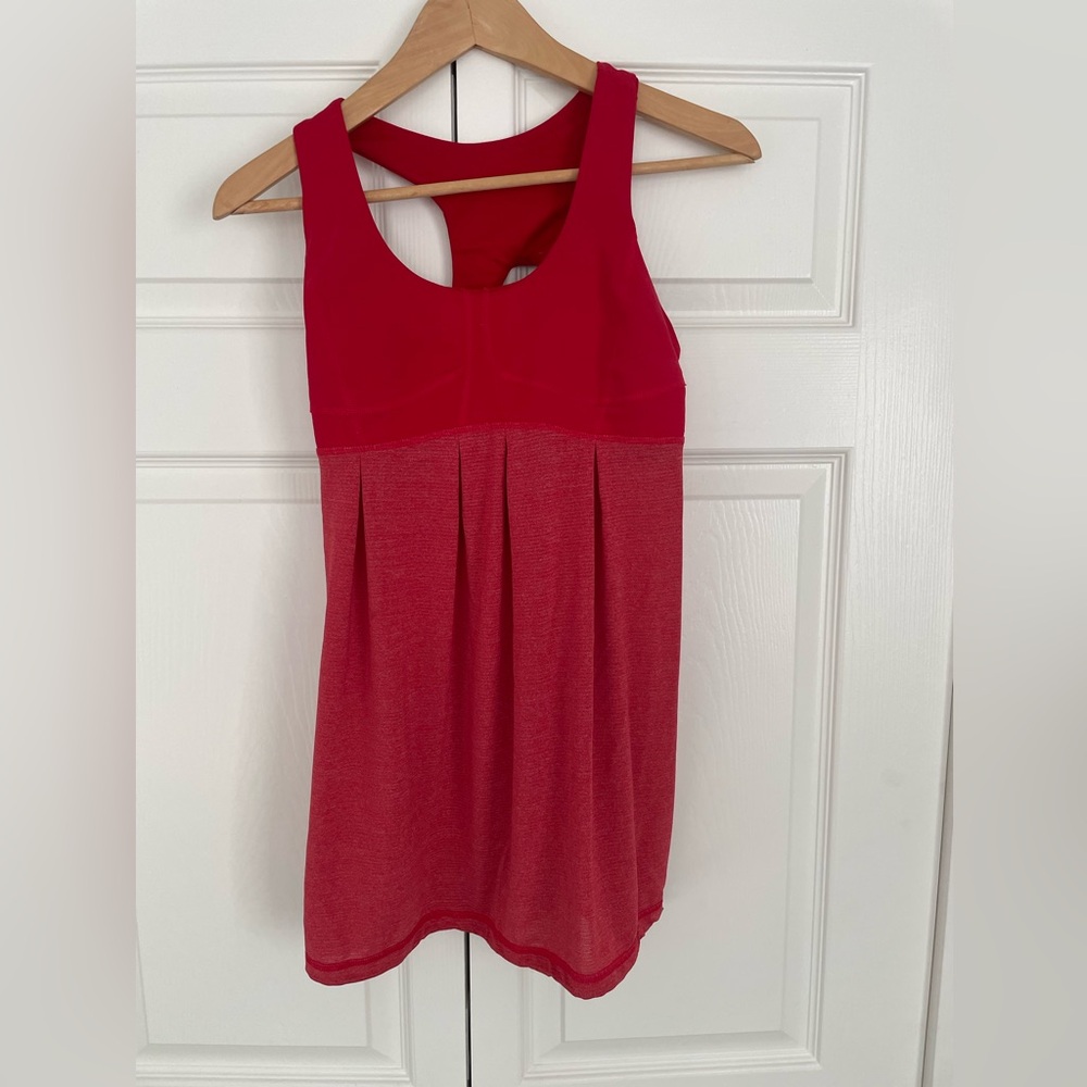 Lulu Lemon Red Scoop Neck Sleeveless Tank Top